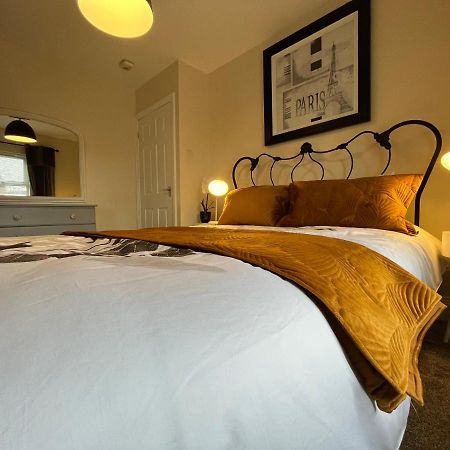 York Centre 2 Bedroom Renovated Flat, 8 Escrick Street Bagian luar foto